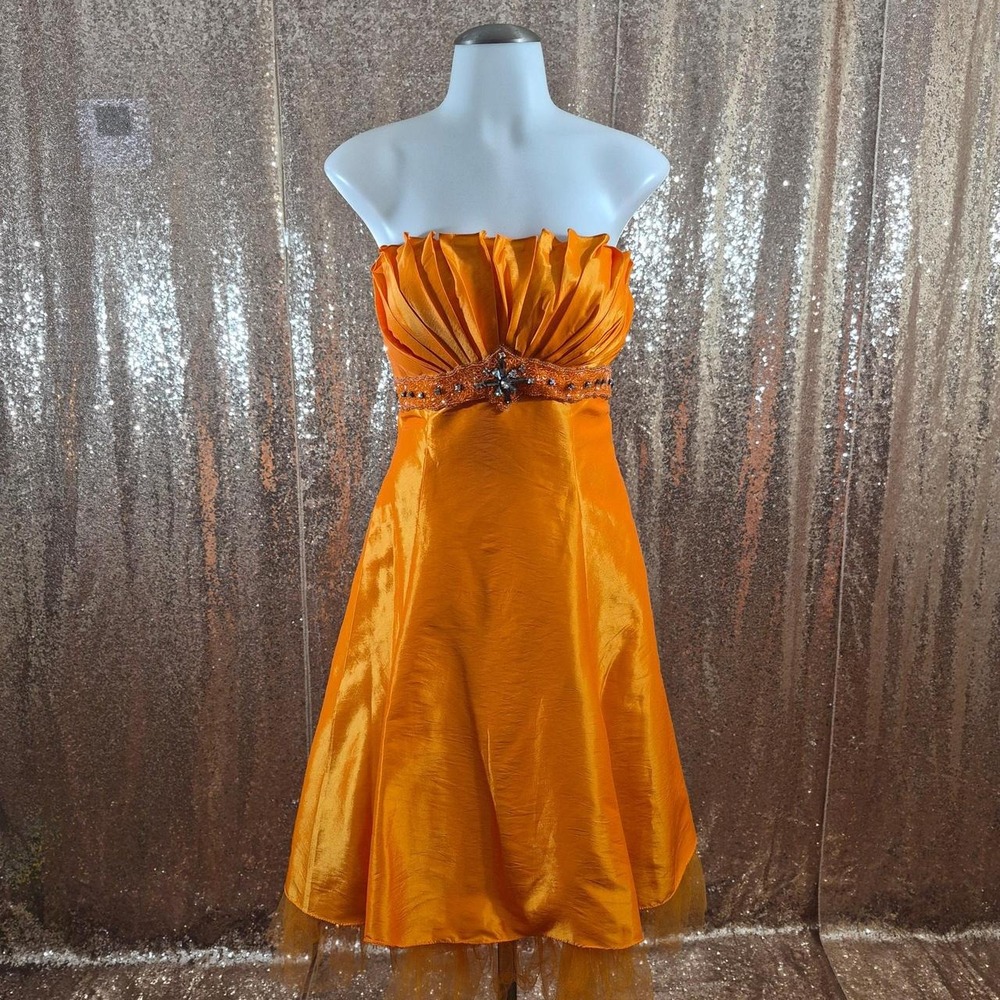 May Queen Orange Satin Strapless Formal Dress Beaded Belt Shawl NWT/Size 10